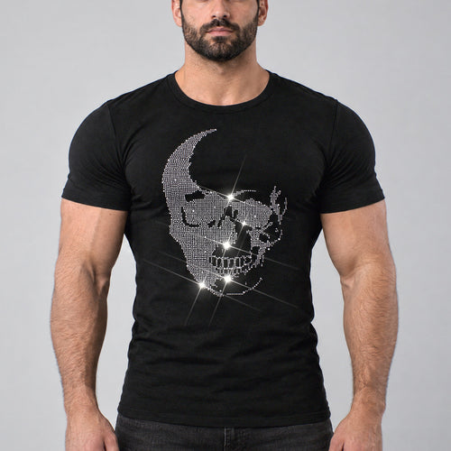 Model wearing the Skull